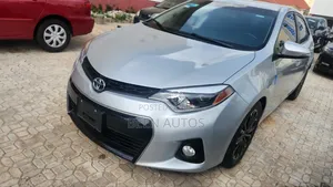 Toyota Corolla S 4dr Sedan (1.8L 4cyl CVT) 2014 Silver