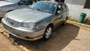 Toyota Avensis Verso 2.0 VVT-i Automatic 2001 Gray
