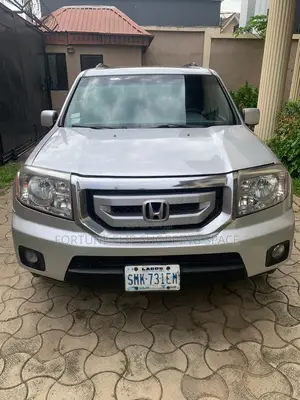 Honda Pilot 2010 Silver