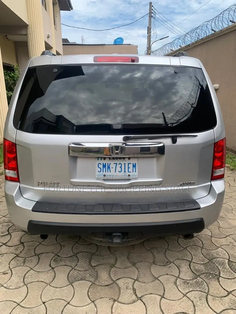 Honda Pilot 2010 Silver