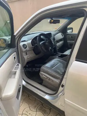 Honda Pilot 2010 Silver