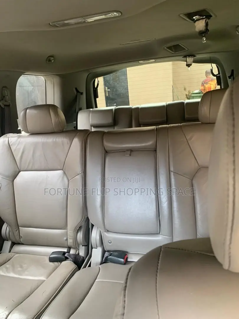 Honda Pilot 2010 Silver