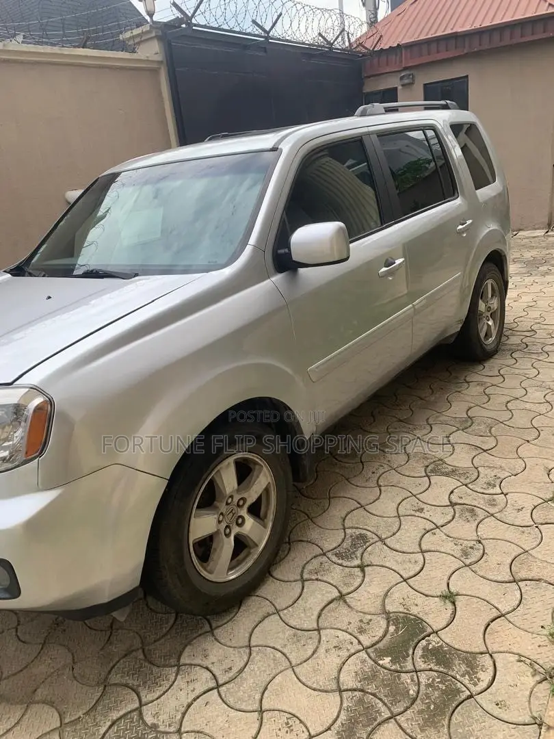 Honda Pilot 2010 Silver