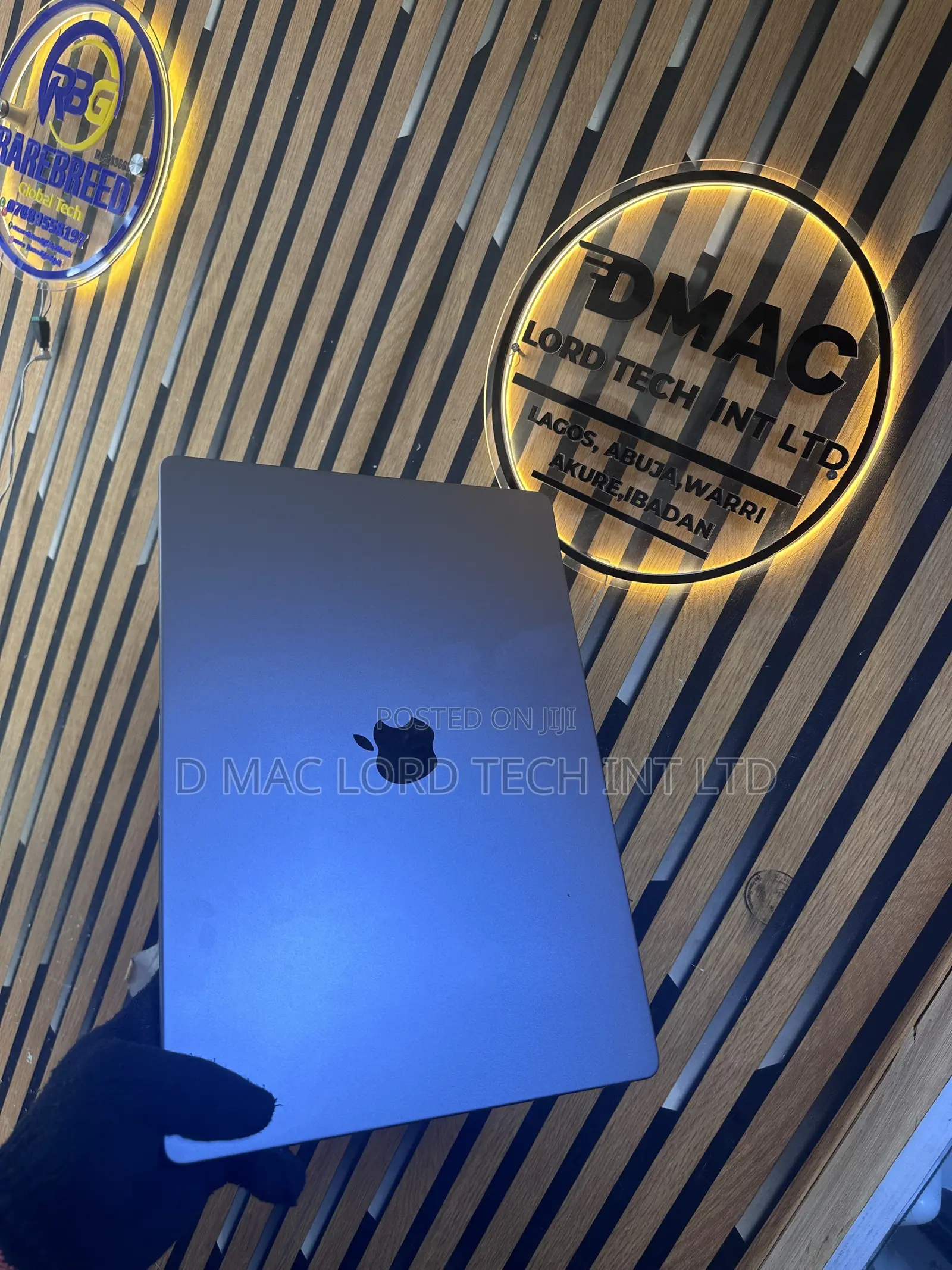 Laptop Apple MacBook Pro 2023 M2 Pro 16GB Apple M2 SSD 512GB