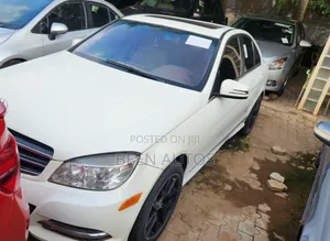 Mercedes-Benz C300 Sport Sedan AWD (3.0L 6cyl 7A) 2008 White