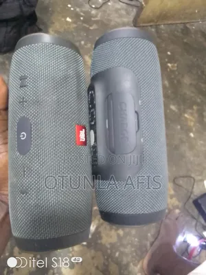 JBL Charge Essential