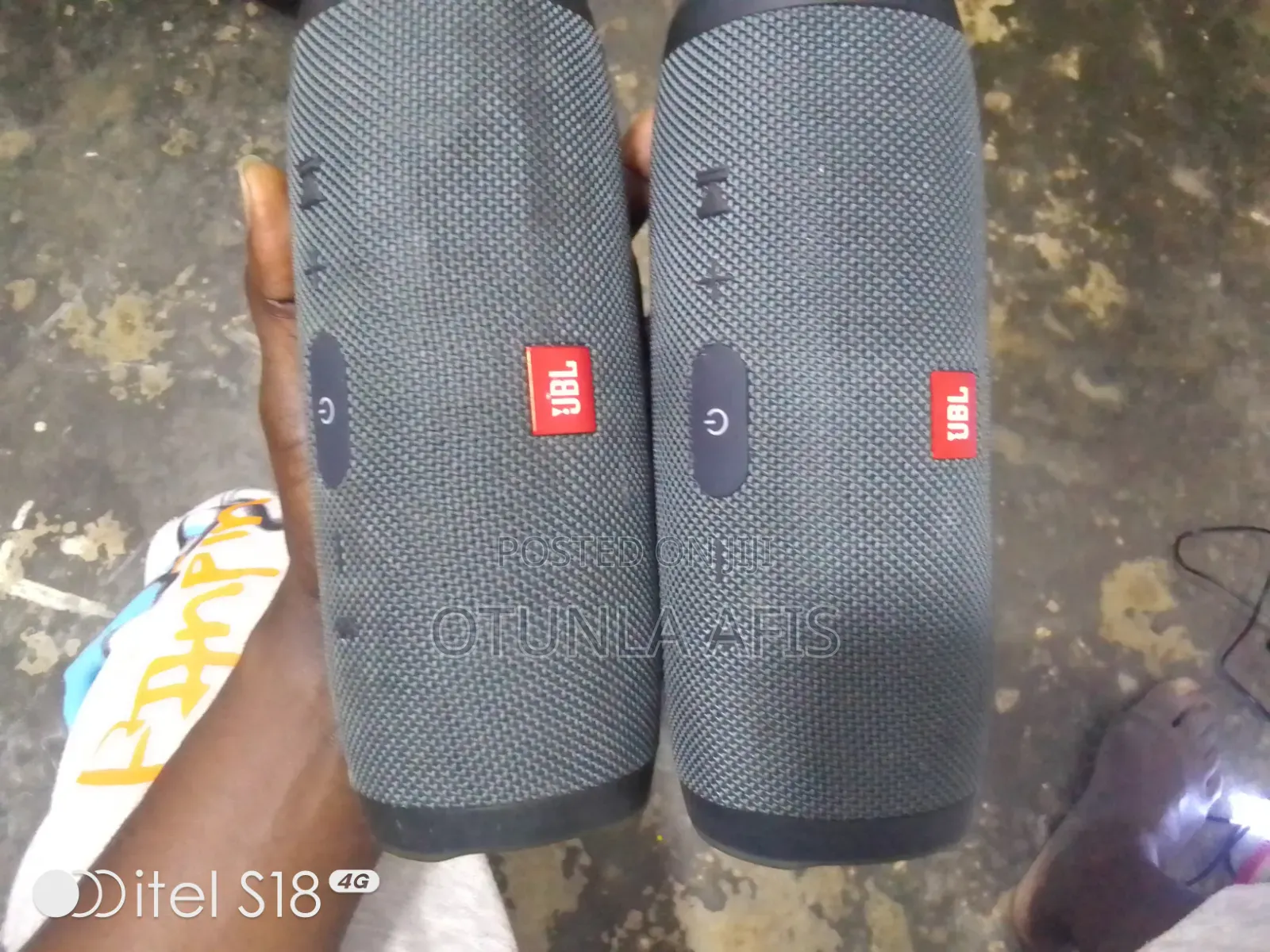 JBL Charge Essential