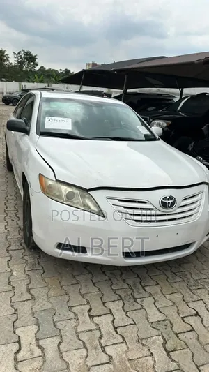 Toyota Camry 2009 White