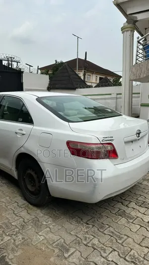 Toyota Camry 2009 White