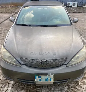 Toyota Camry 2004 Gray