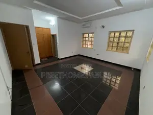4bdrm Apartment in Maitama for rent