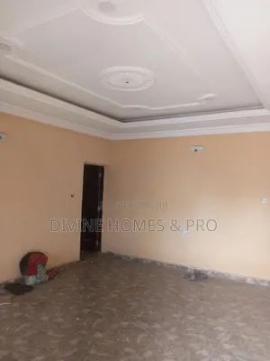 3bdrm Block of Flats in Hajj Camp Gwagwalada, Giri for rent