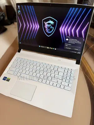 Laptop MSI MSI Sword 15 16GB Intel Core i7 SSD 512GB