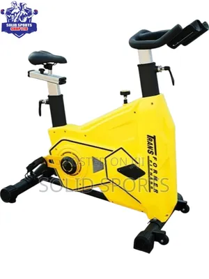 Spinning Bike Is a High-Performance Indoor Cycling Machine for Cardio