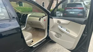 Toyota Corolla 2012 Black
