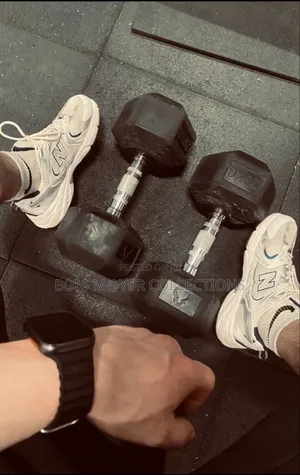 5kg/10kg/15kg/20kg/50kg Dumbbells With a Good Grip