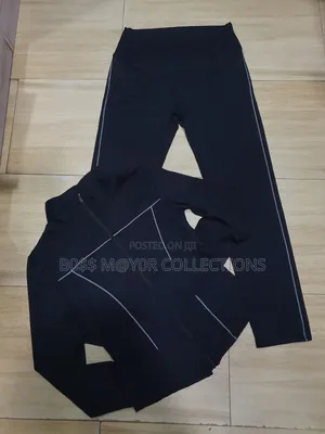 A Set of Gym Wears(ladies)