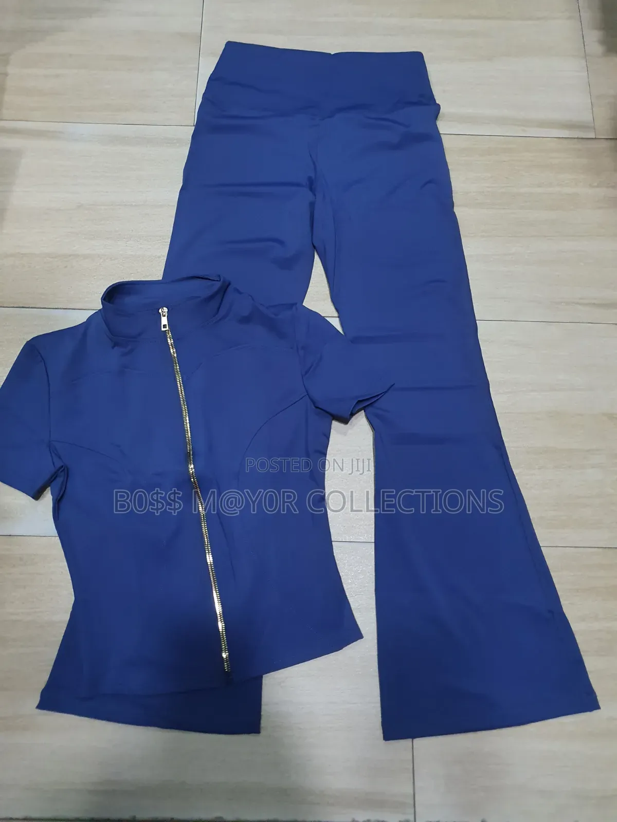 A Set of Gym Wears(ladies)