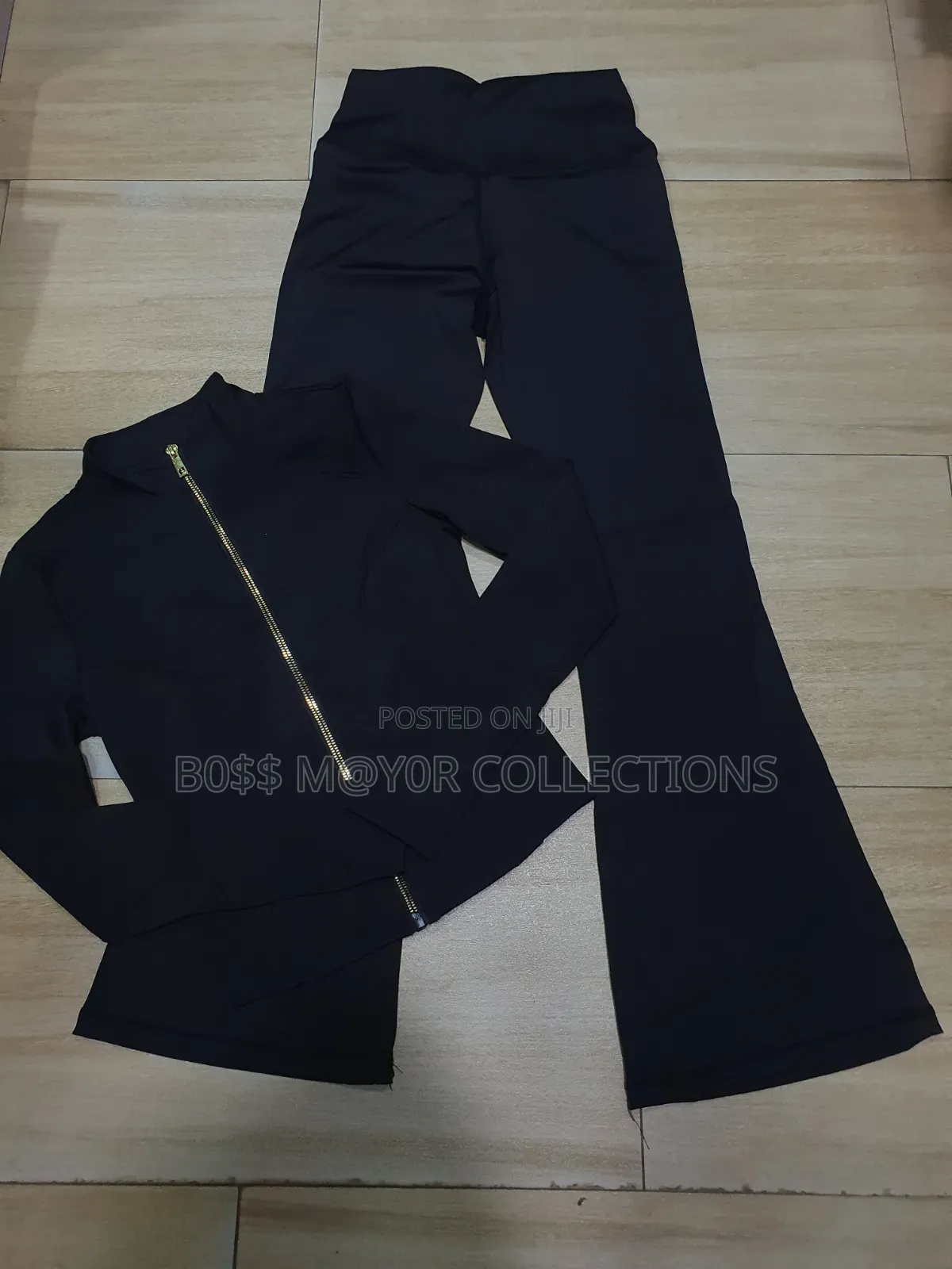 A Set of Gym Wears(ladies)