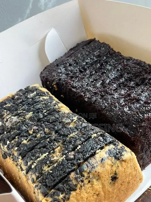 Cake Loafs and Foil Cakes