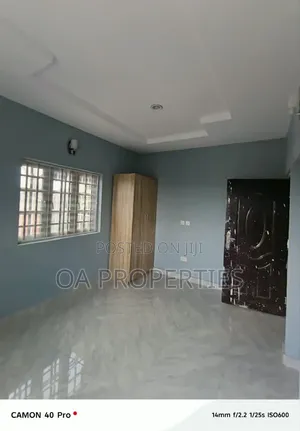 3bdrm Block of Flats in Anifalaje Akobo for rent