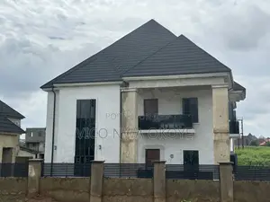 6bdrm Duplex in Seman Estate, Lugbe District for sale