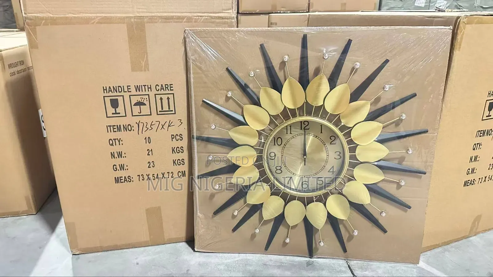 Iron Wall Circle Star Wall Decor Gold Clock