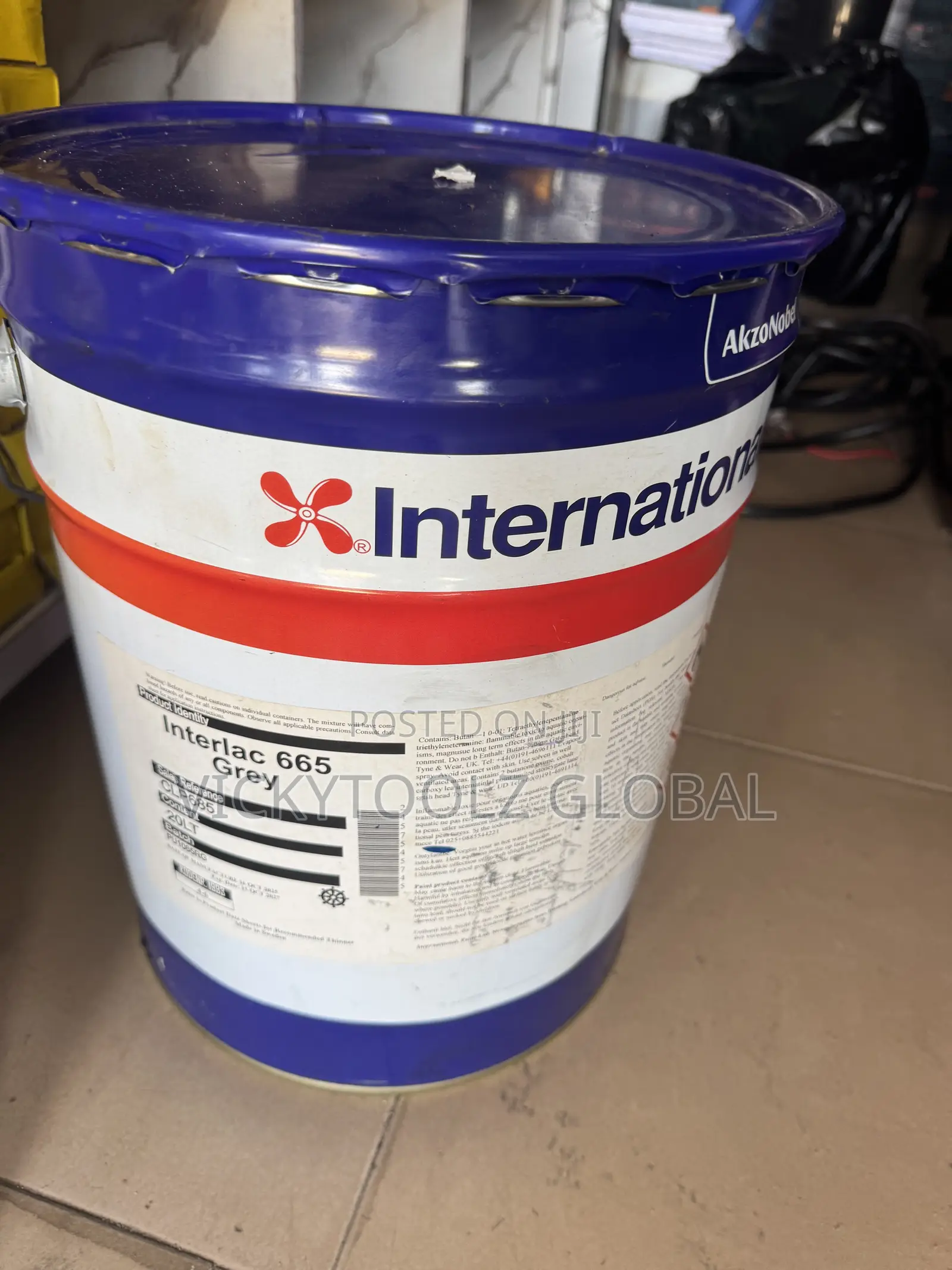AkzoNobel International Interlac 665 Grey Comp A+B