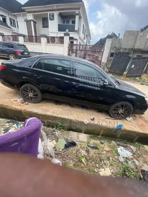 Toyota Avalon Limited 2010 Black