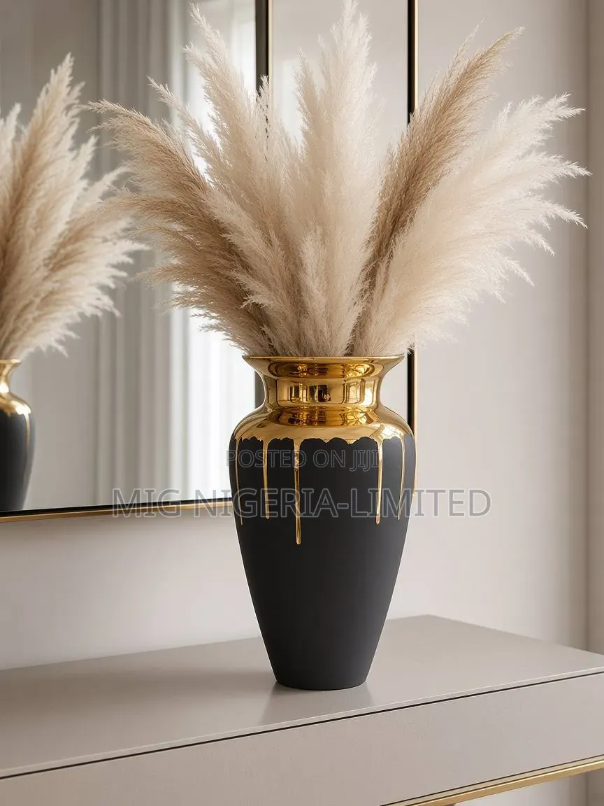 Ceramic Vase Table Top Flower Decoration