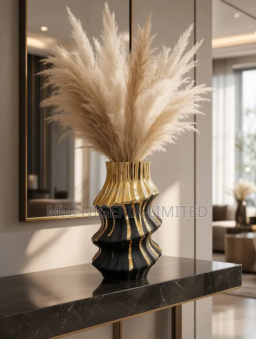 Ceramic Vase Table Top Flower Decoration