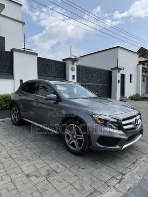 Mercedes-Benz GLA 250 2016 Gray