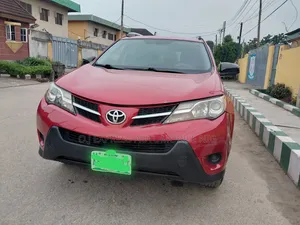 Toyota RAV4 LE FWD (2.5L 4cyl 6A) 2013 Red