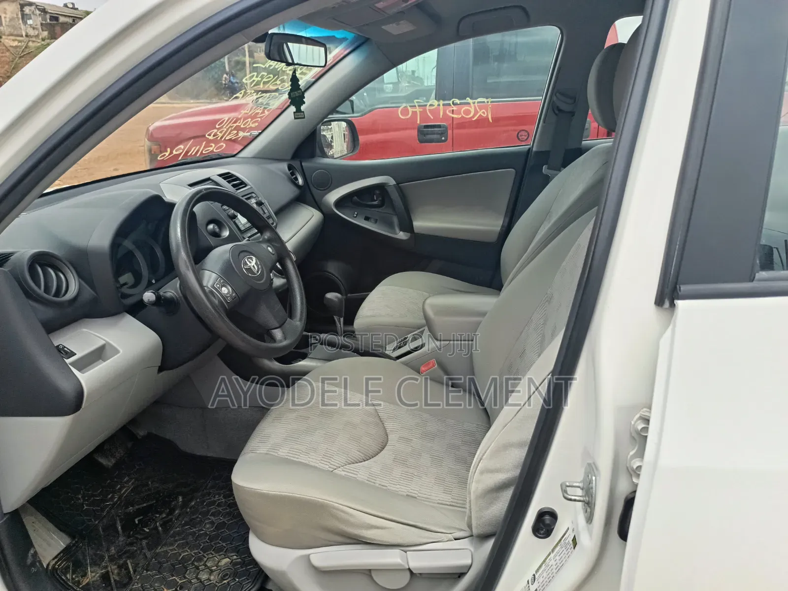 Toyota RAV4 2.5 Limited 2012 White