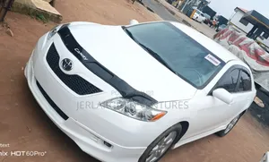 Toyota Camry SE 4dr Sedan (2.4L 4cyl 5A) 2008 White