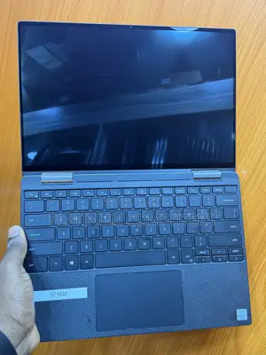 Laptop Dell XPS 13 7390 2-in-1 16GB Intel Core i7 SSD 256GB