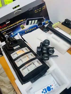 AUSNO Ai Solar Camera + Lighting 2in1