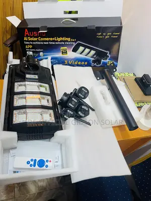 AUSNO Ai Solar Camera + Lighting 2in1