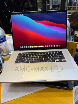 Laptop Apple MacBook 2019 16GB Intel Core i9 SSD 1T