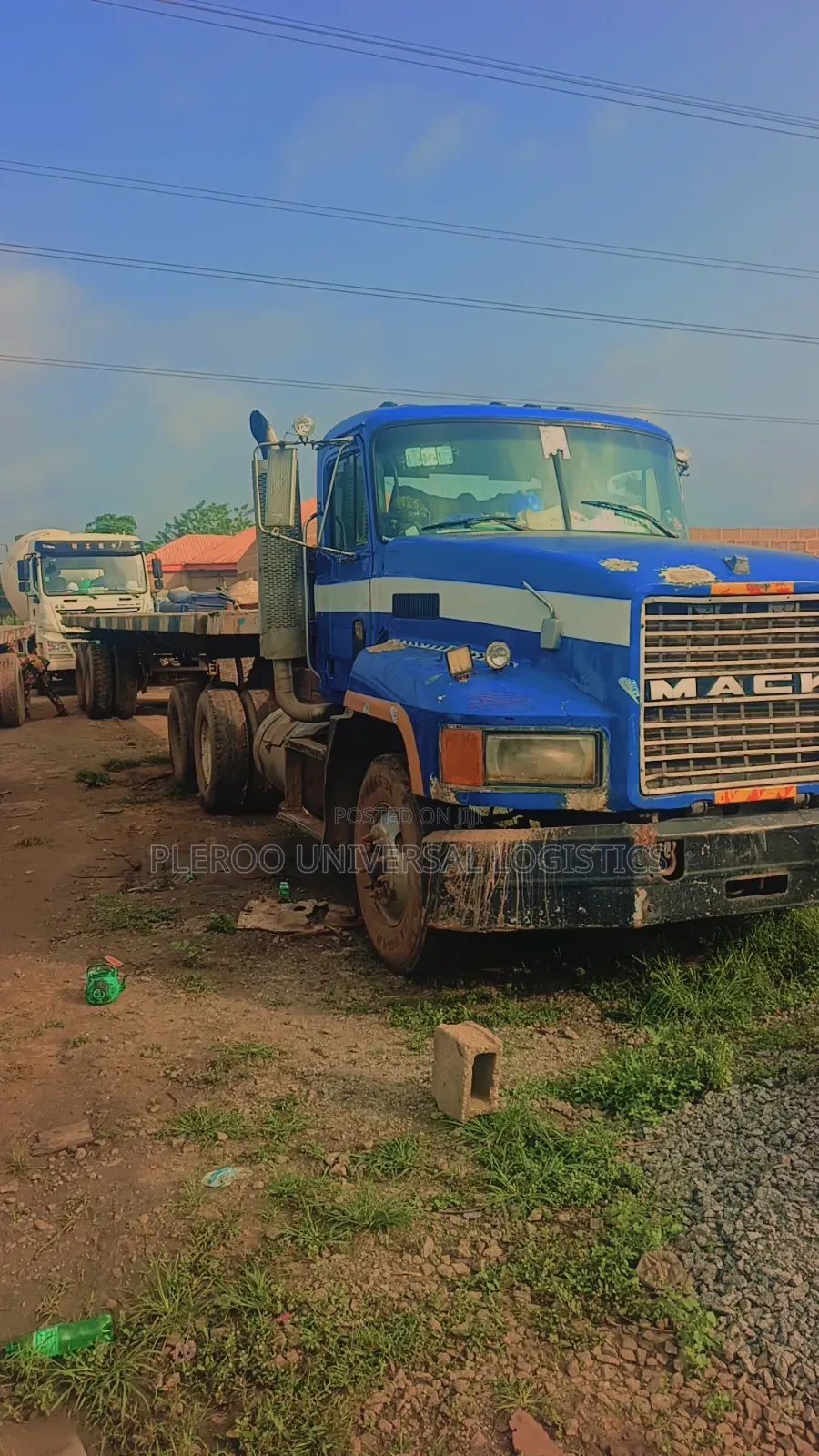 Flatbed Trailer Truck for Hire/Rentals