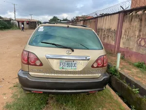 Lexus RX 1999 Gold