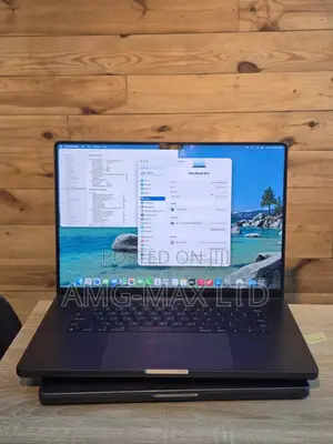 Laptop Apple MacBook Pro 2023 M3 Max 64GB Apple M3 Max SSD 1T