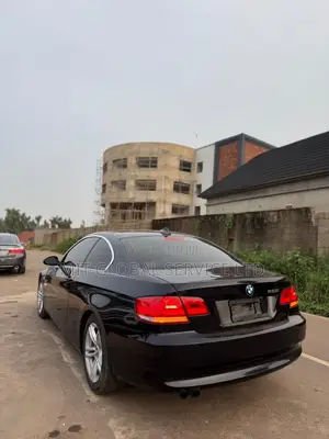 BMW 328i 2010 Black