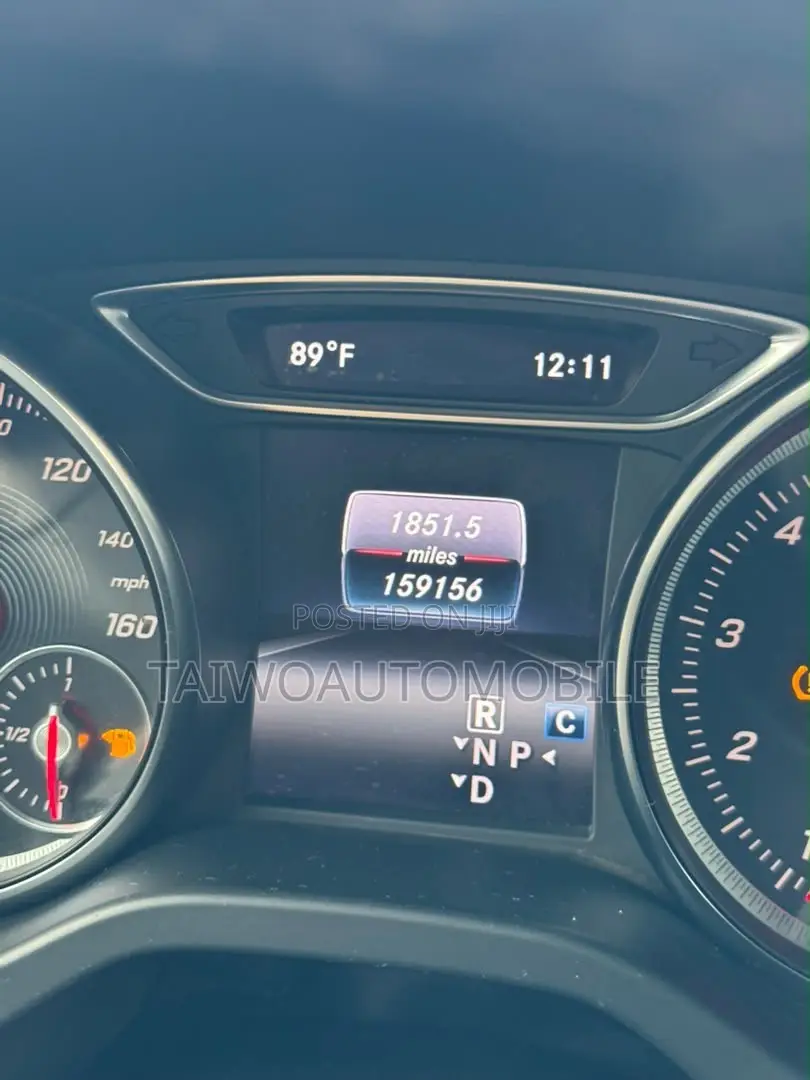 Mercedes-Benz GLA 250 2019 Red