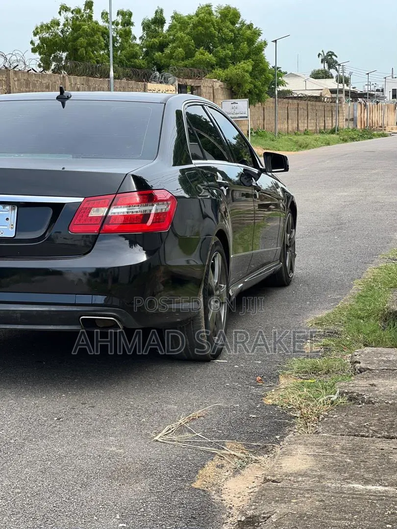 Mercedes-Benz E350 2011 Black