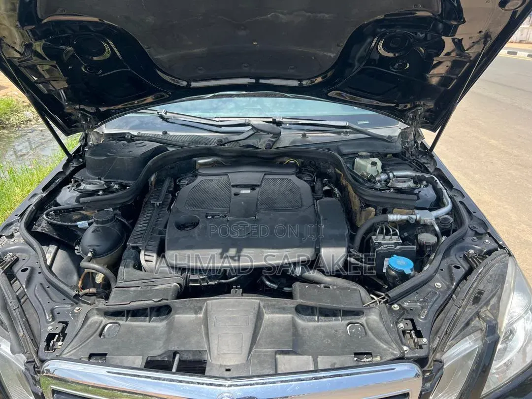 Mercedes-Benz E350 2011 Black