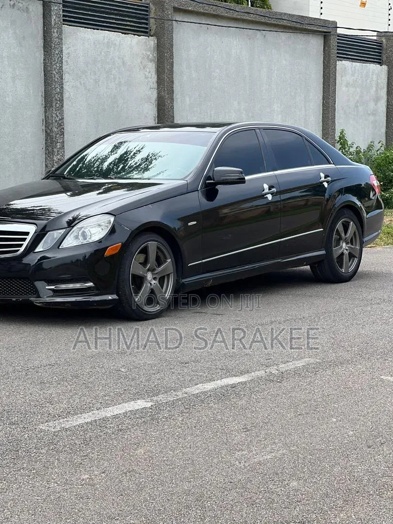 Mercedes-Benz E350 2011 Black
