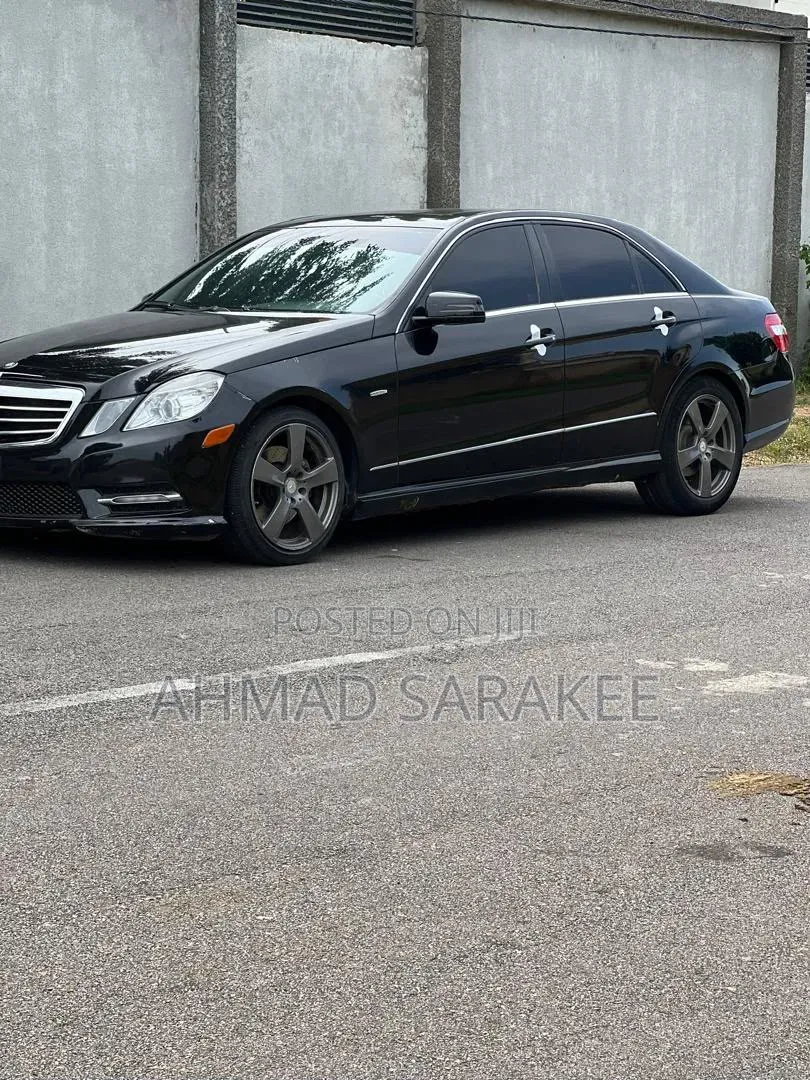 Mercedes-Benz E350 2011 Black