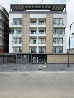 2bdrm Apartment in Lekki Phase 1 for rent