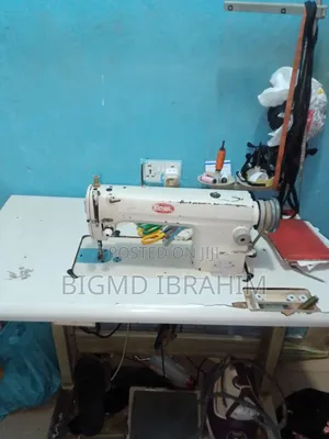 Industrial Sewing Machine and Weaving Machine for Sales Urgent